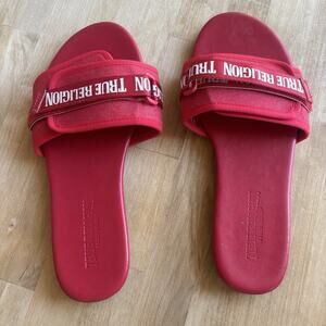 True Religion Missy Logo Flat Sandal Women’s Size 8 Red White Adjustable Strap